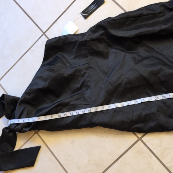 NWT Alfred Sung Bow One-Shoulder Satin Trumpet Gown Black Size 10 - Picture 11 of 14